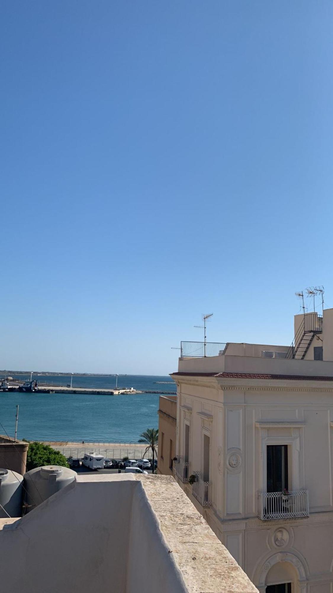 Lucatelli Square 1 Lägenhet Trapani Exteriör bild